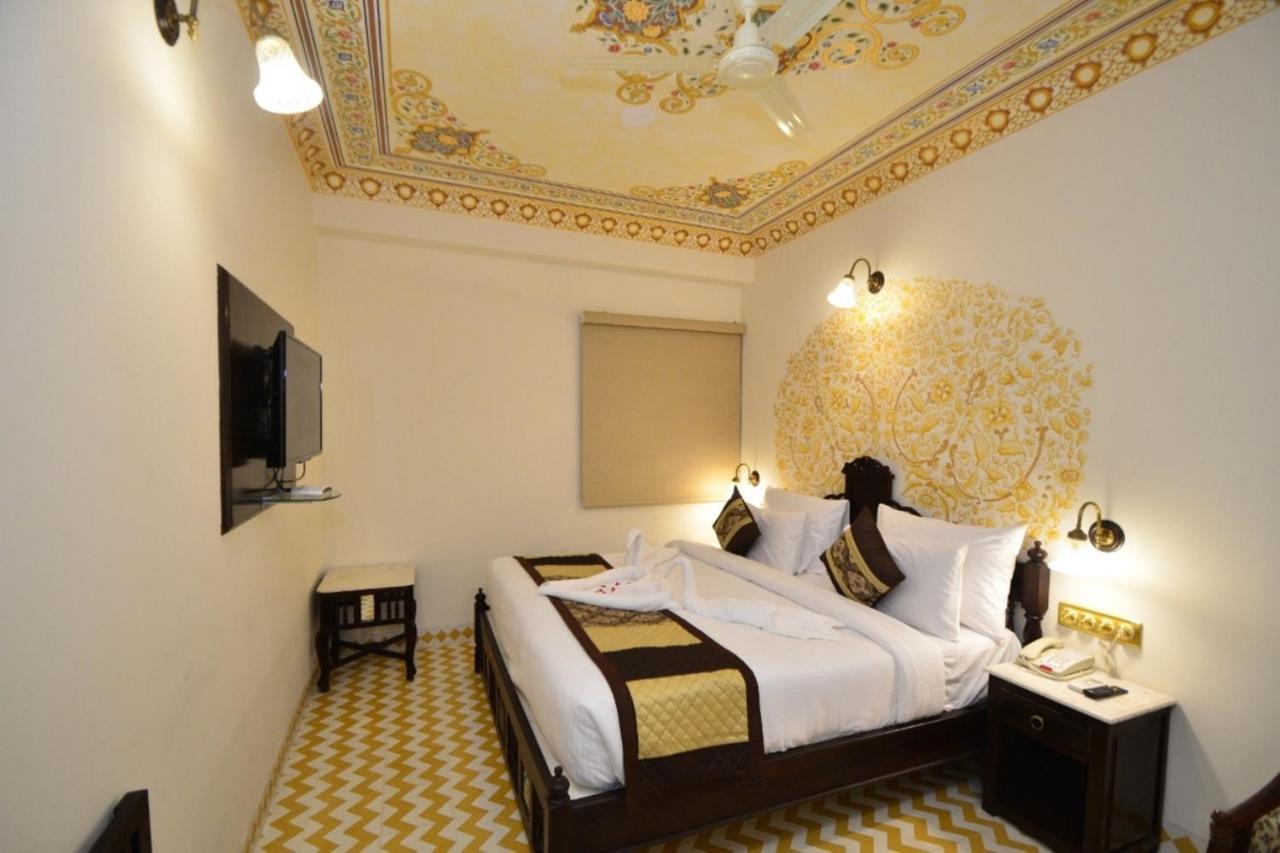 Nirbana Palace - A Heritage Hotel And Spa Džajpur Exteriér fotografie