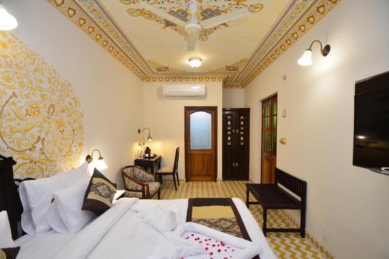 Nirbana Palace - A Heritage Hotel And Spa Džajpur Exteriér fotografie